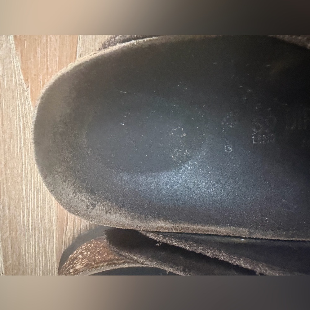 Boston Birkenstock Mocha Brown Suede. Size 39. Pre-owned. Cork intact. - Picture 8 of 11